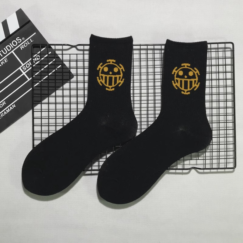 Trendy Japanese One Piece Luo regiment emblem sports socks